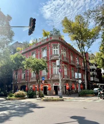 Photograph from Roma Norte and Condesa: Snapshots from a Leafy CDMX