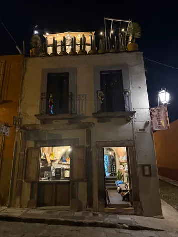 Photograph from The Irresistible Lure of Rooftop Tables | San Miguel de Allende