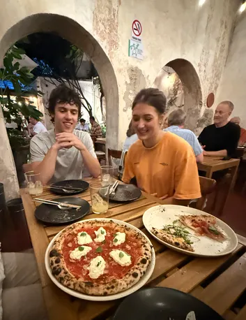 Photograph from Craving Pizza & Good Veggies in San Miguel? Try Bennu