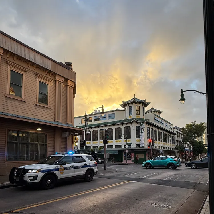 Oahu: Chinatown Is Popping