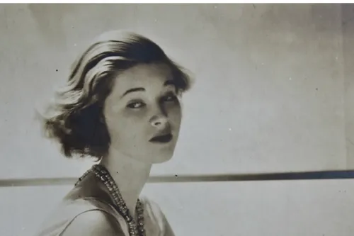 Aunt Mimsy: The Cecil Beaton / Vogue Years