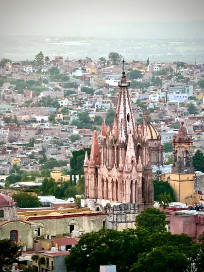 La Parroquia de San Miguel Arcángel