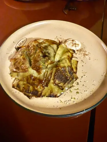 Artichoke with confit garlic cream and walnuts