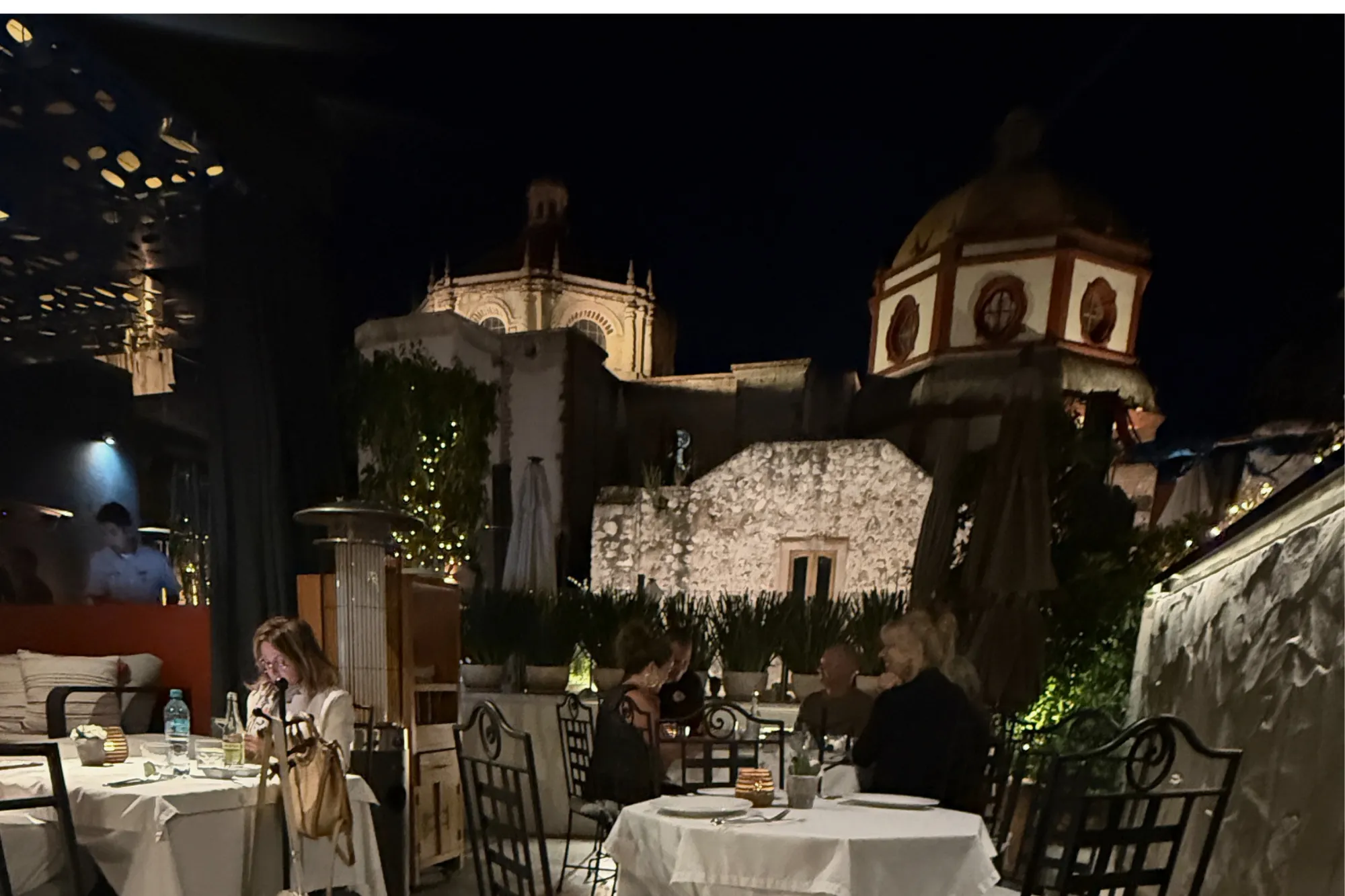 The Irresistible Lure of Rooftop Tables | San Miguel de Allende