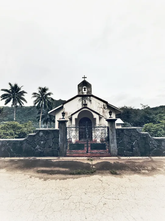 Photograph from The Churches of Moorea & Tahiti