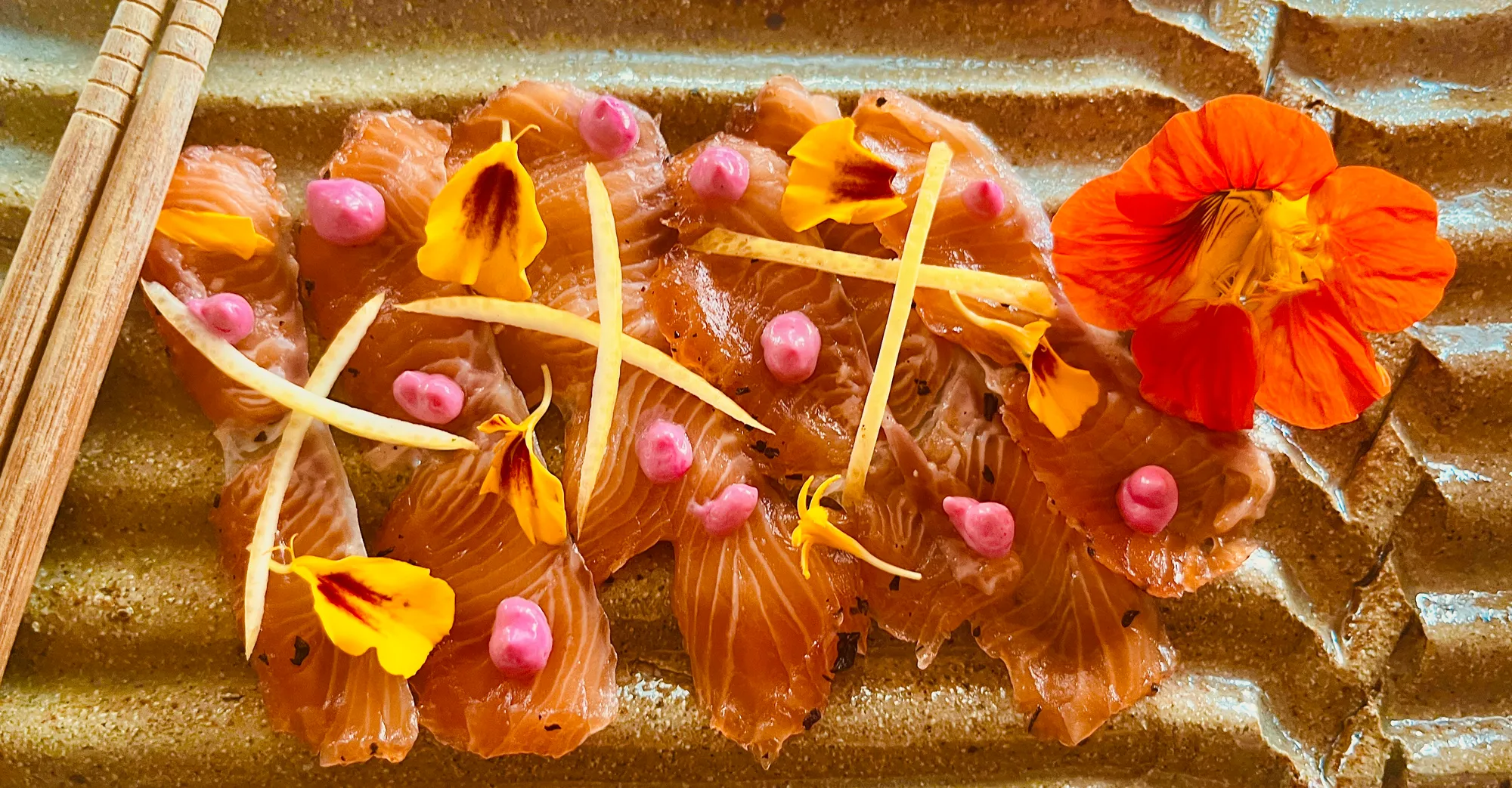 Recipe: Oolong Tea-Cured Salmon